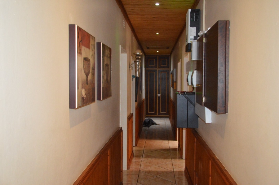 4 Bedroom Property for Sale in Flamwood North West